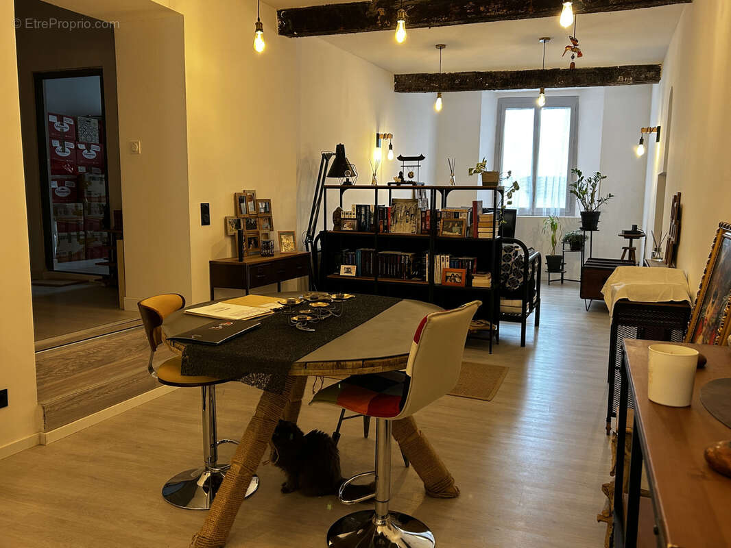 Maison à LABRUGUIERE