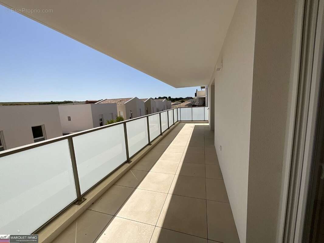 Appartement à SAUVIAN