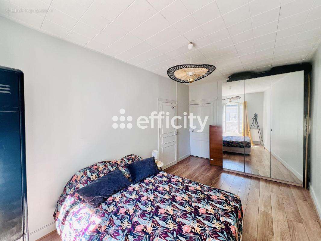 Maison 133 m² à Sorigny  - photo 8
