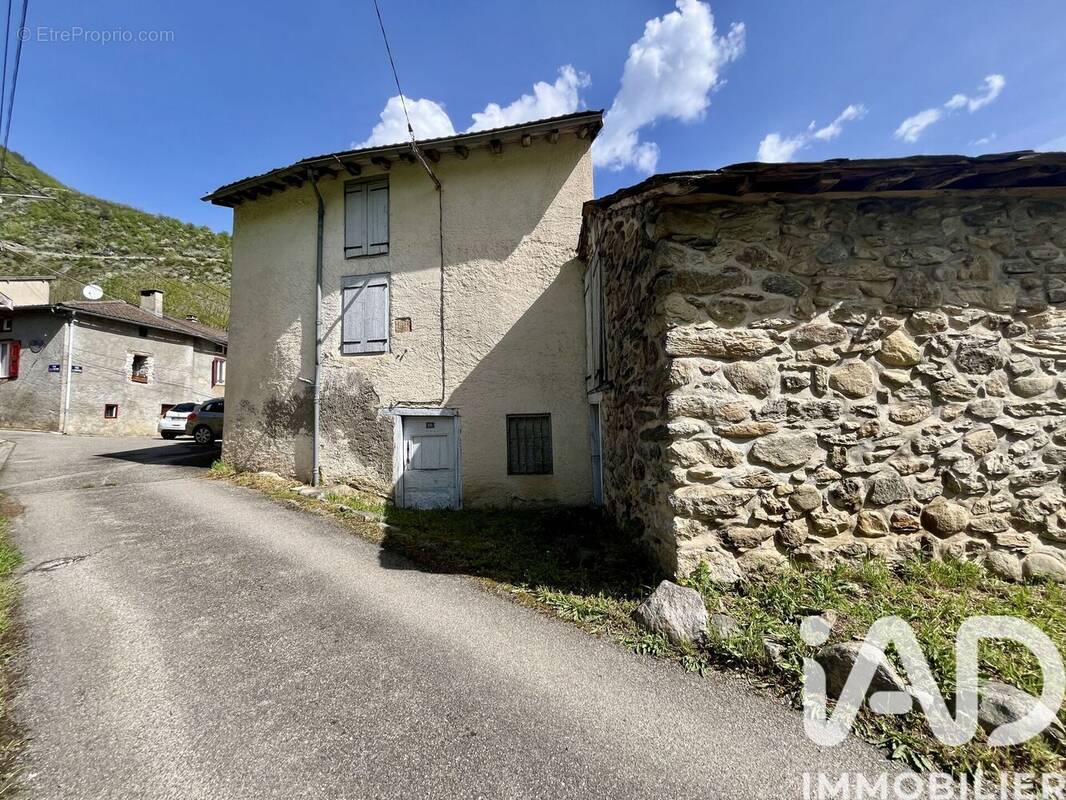 Photo 1 - Maison à SIGUER