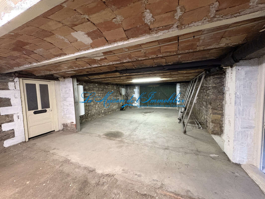 Proche de St Ambroix, maison idéal projet familial où investissement locatif de 2 F4 - photo 7
