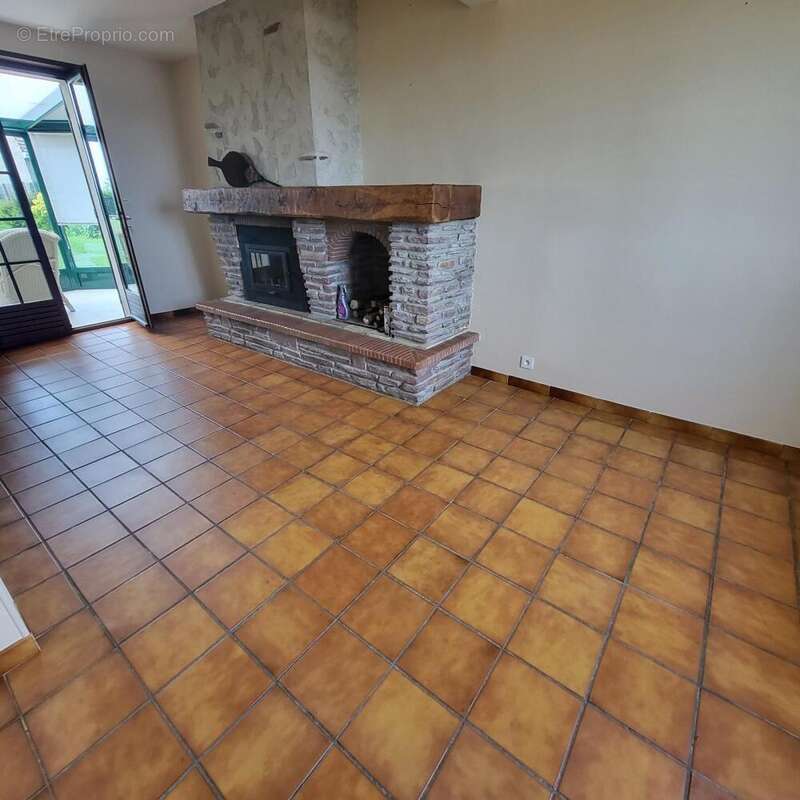 Maison 116 m² à Hacqueville  - photo 8