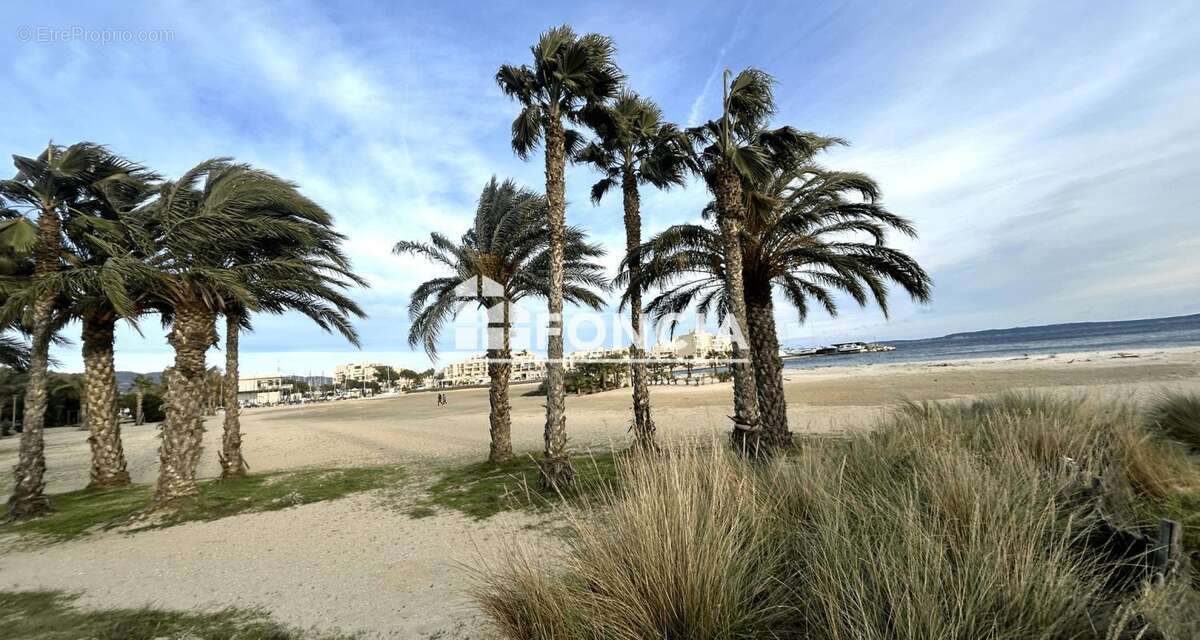 Appartement à BORMES-LES-MIMOSAS