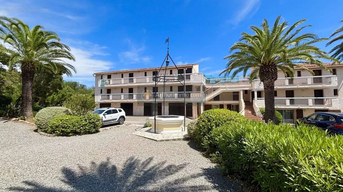 Appartement à FREJUS