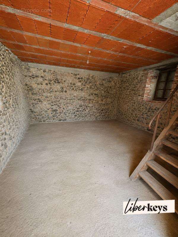 Grange toiture neuve - photo 2