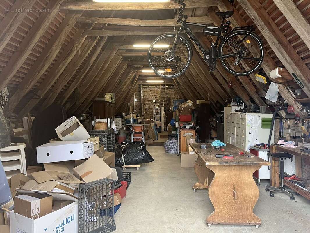 Grange - Maison à LIVERNON