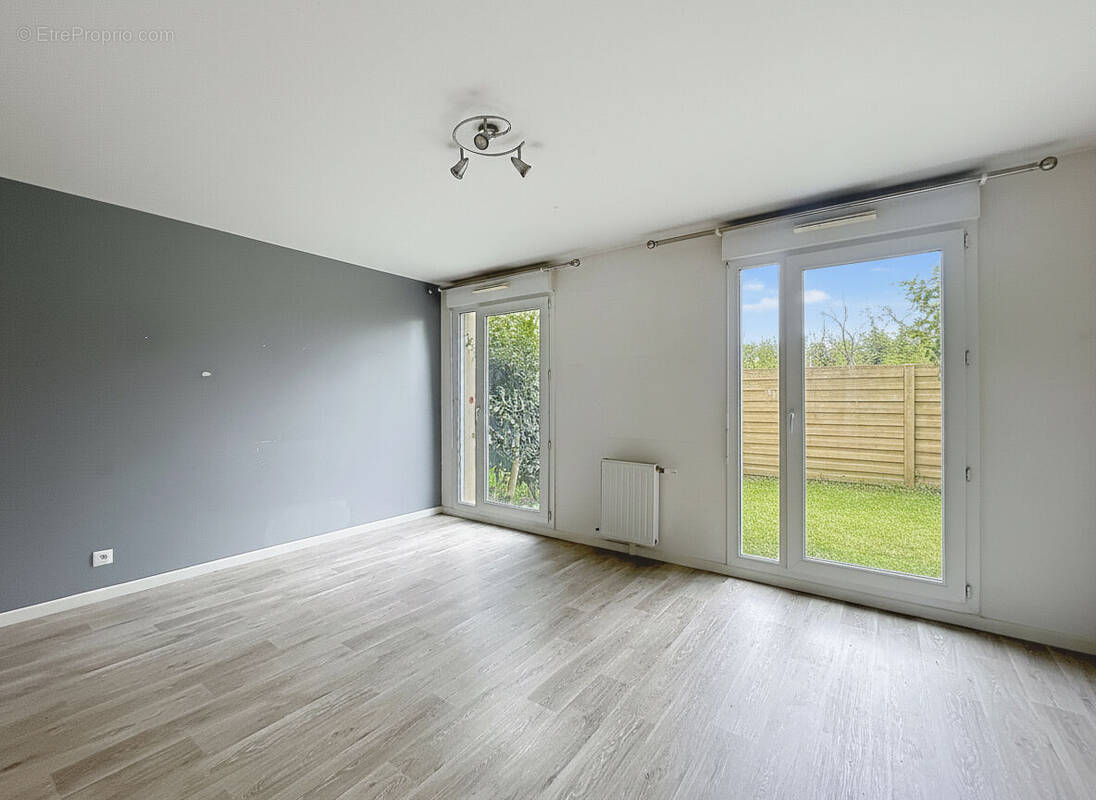 Appartement à AUBERGENVILLE