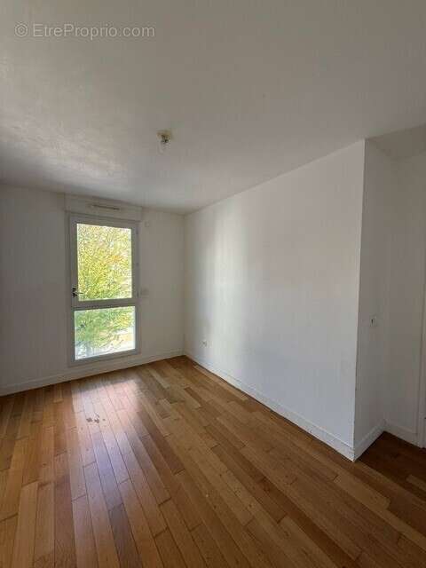 Bel appartement - 3 pièces - Immeuble récent - Cergy - photo 10