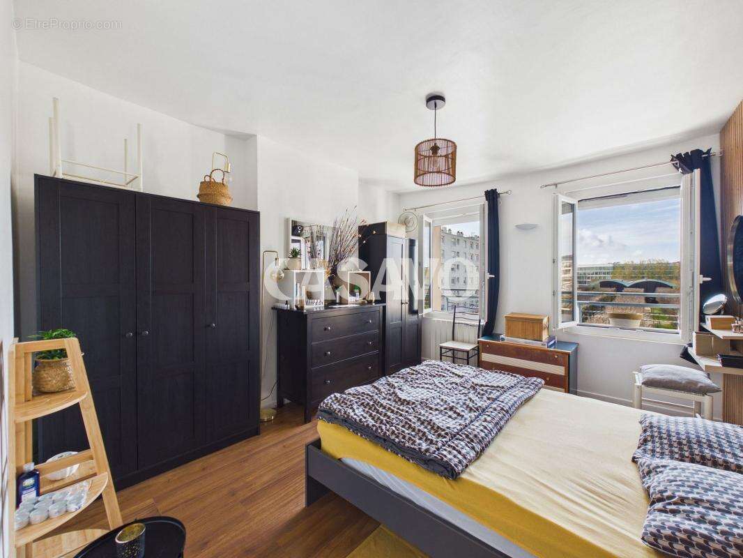 Appartement à SAINT-DENIS