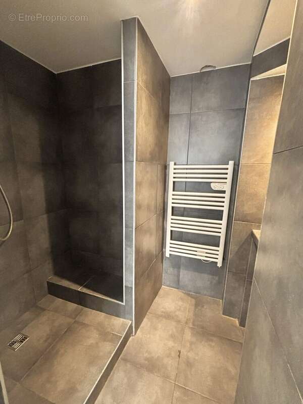 Appartement 27 m² à Marseille-7e  - photo 6