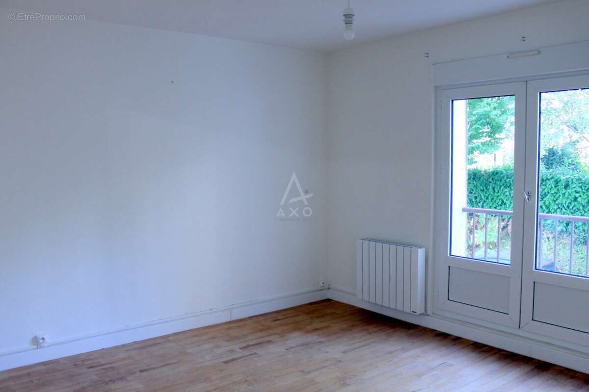 Très bel appartement rénové à pied du port - photo 4