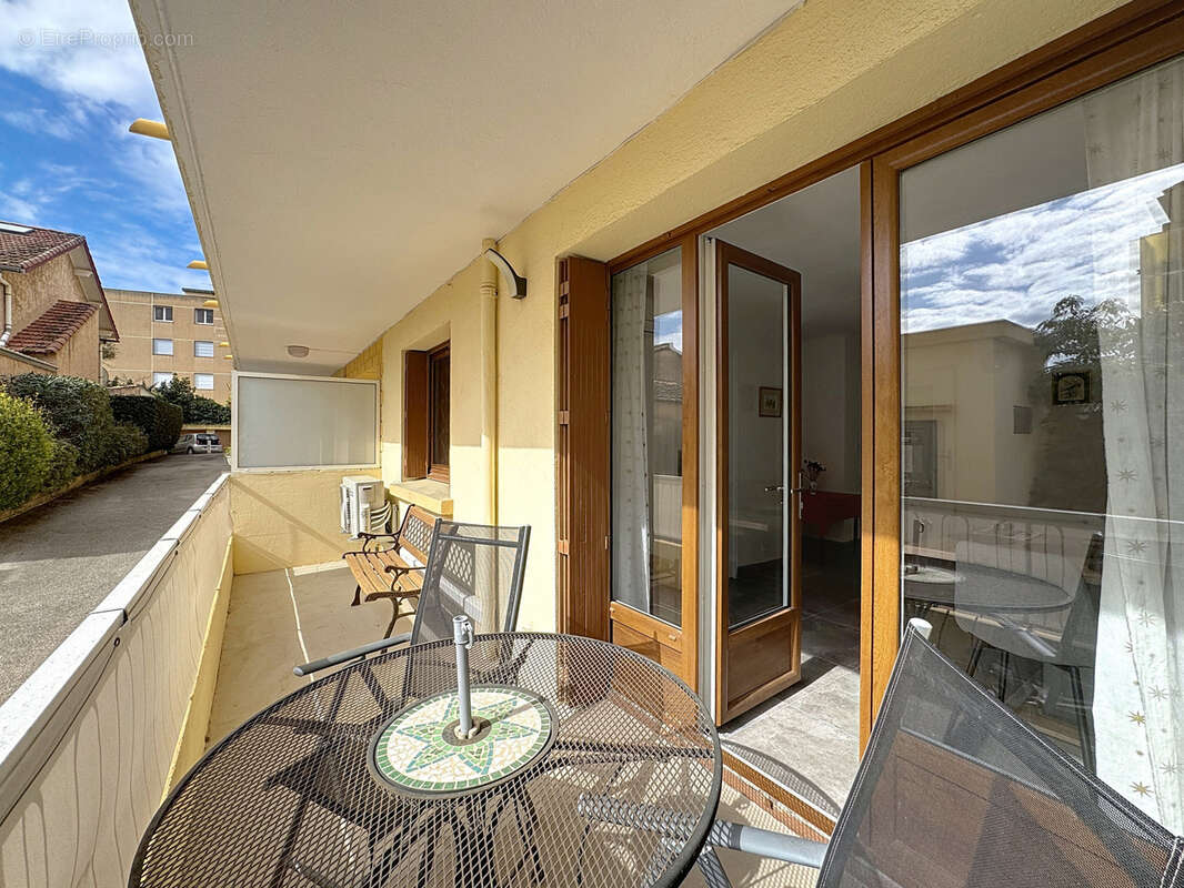 Appartement à SANARY-SUR-MER