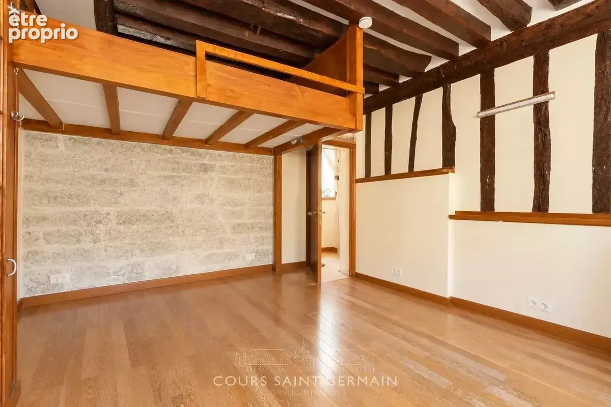 Paris 5e – quartier saint-michel / sorbonne – grand studio, charme de l'ancien à réinventer - photo 2