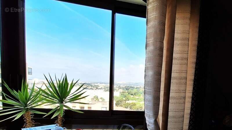 Appartement à MARSEILLE-13E