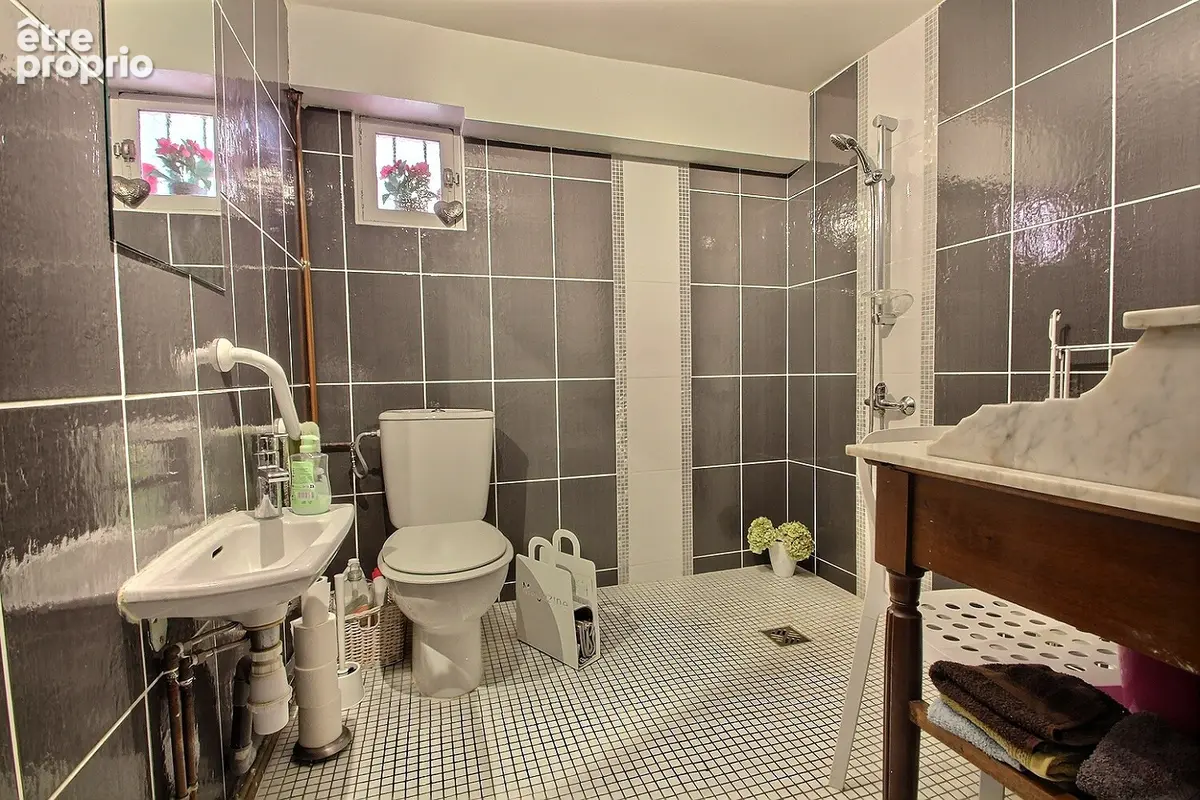 Maison spacieuse  de 150M² avec 4 chambres et jardin - photo 11