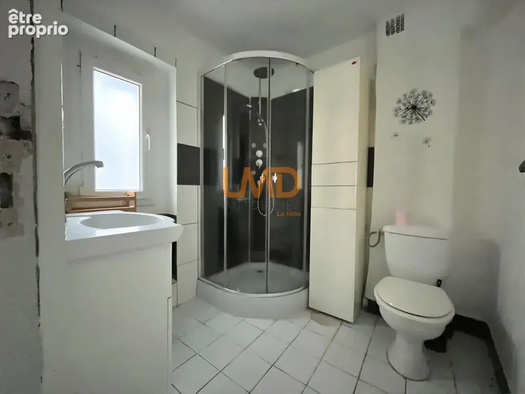 Châteaudouble – Maison de village en pierre 63 m², remise et cav - photo 7