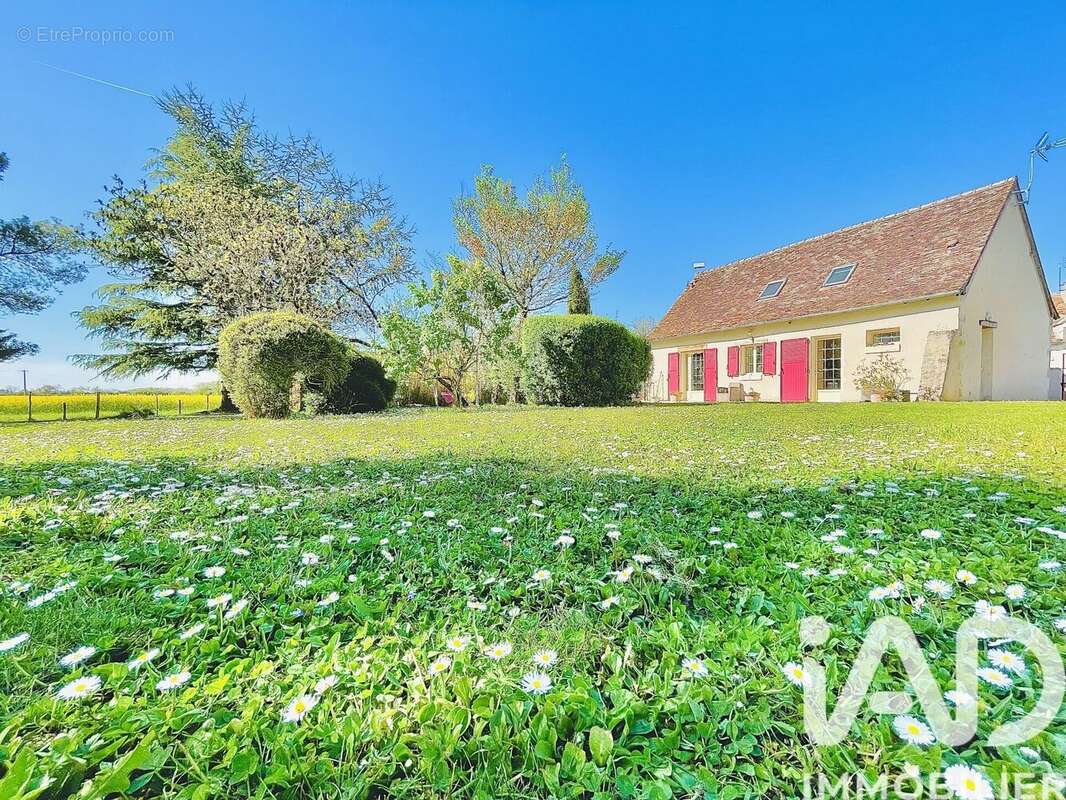 Photo 2 - Maison à POULIGNY-SAINT-PIERRE