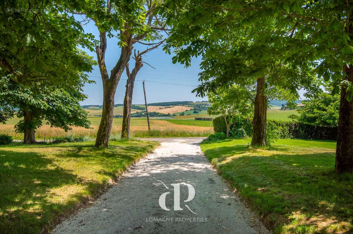 Maison à LACHAPELLE