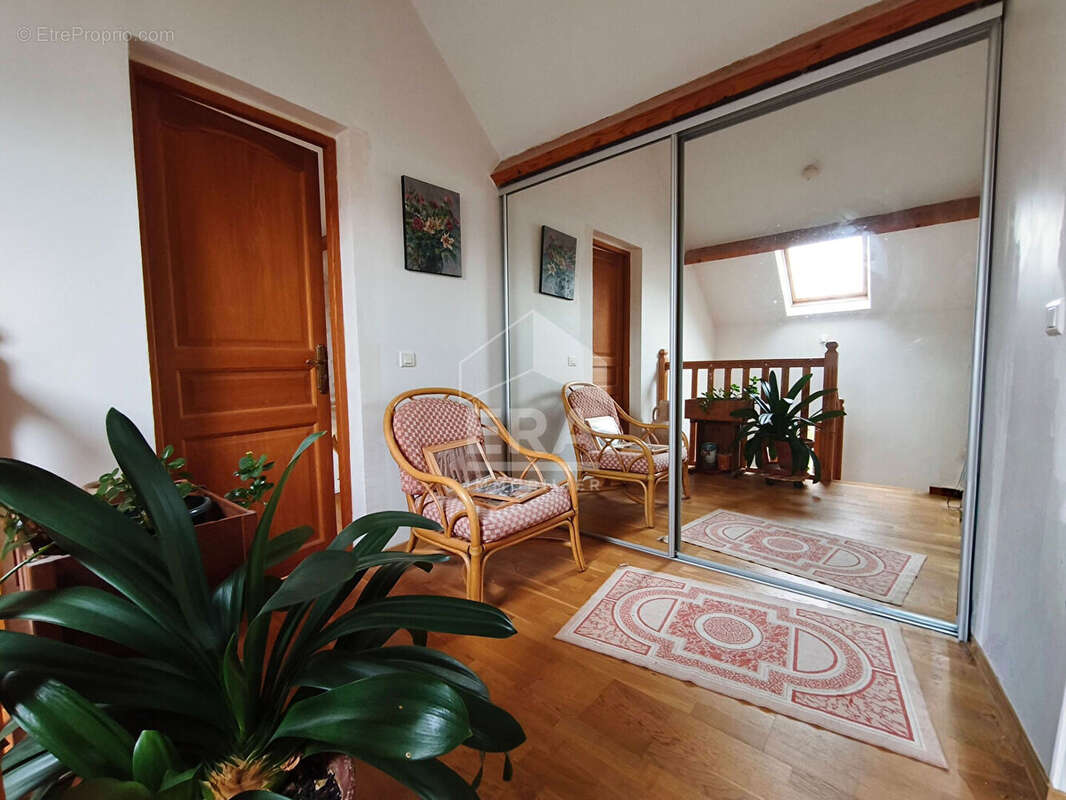 Maison à FONTAINE-LA-RIVIERE