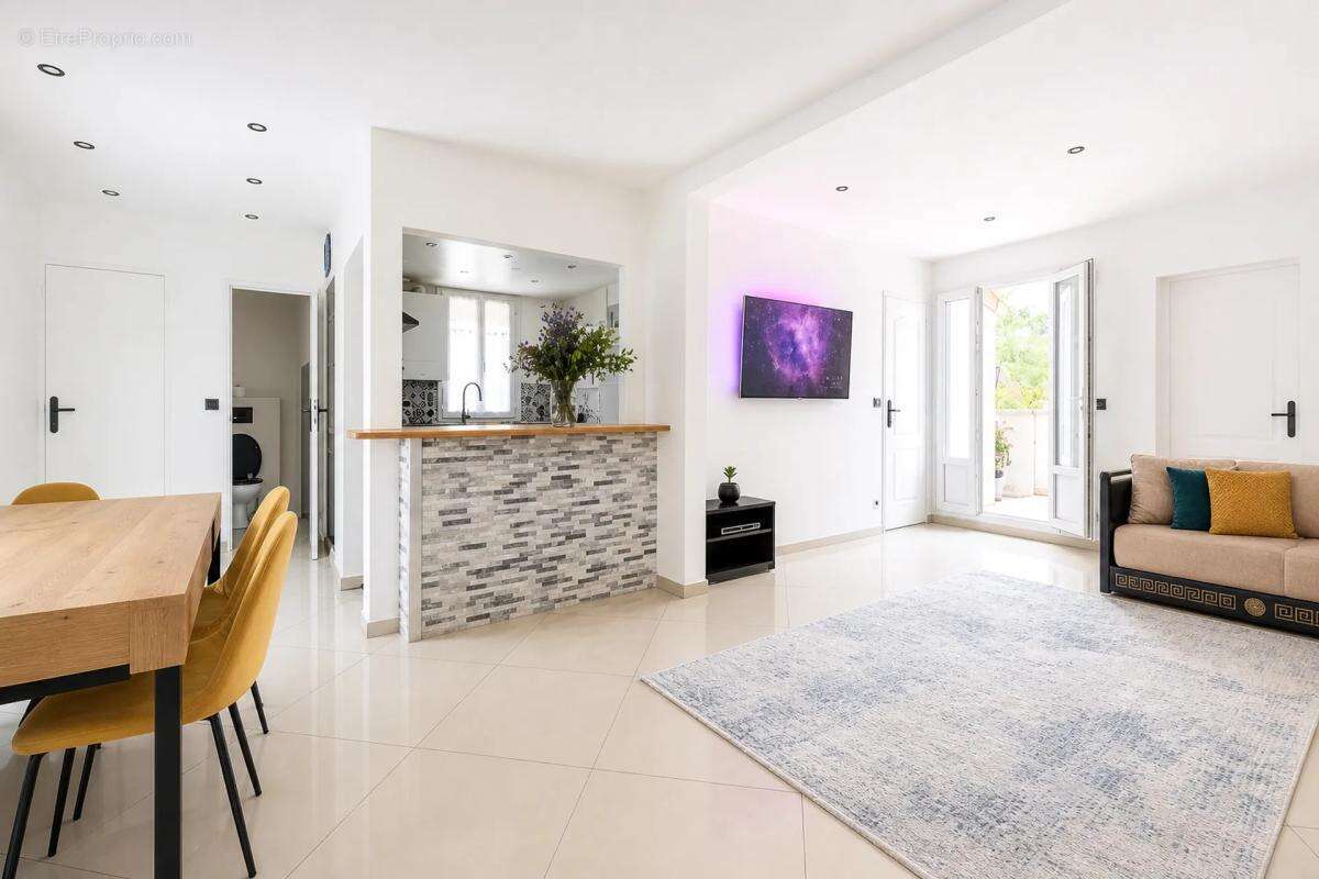 Appartement T3 rénové avec terrasse, Villeneuve-St-Georges - photo 3