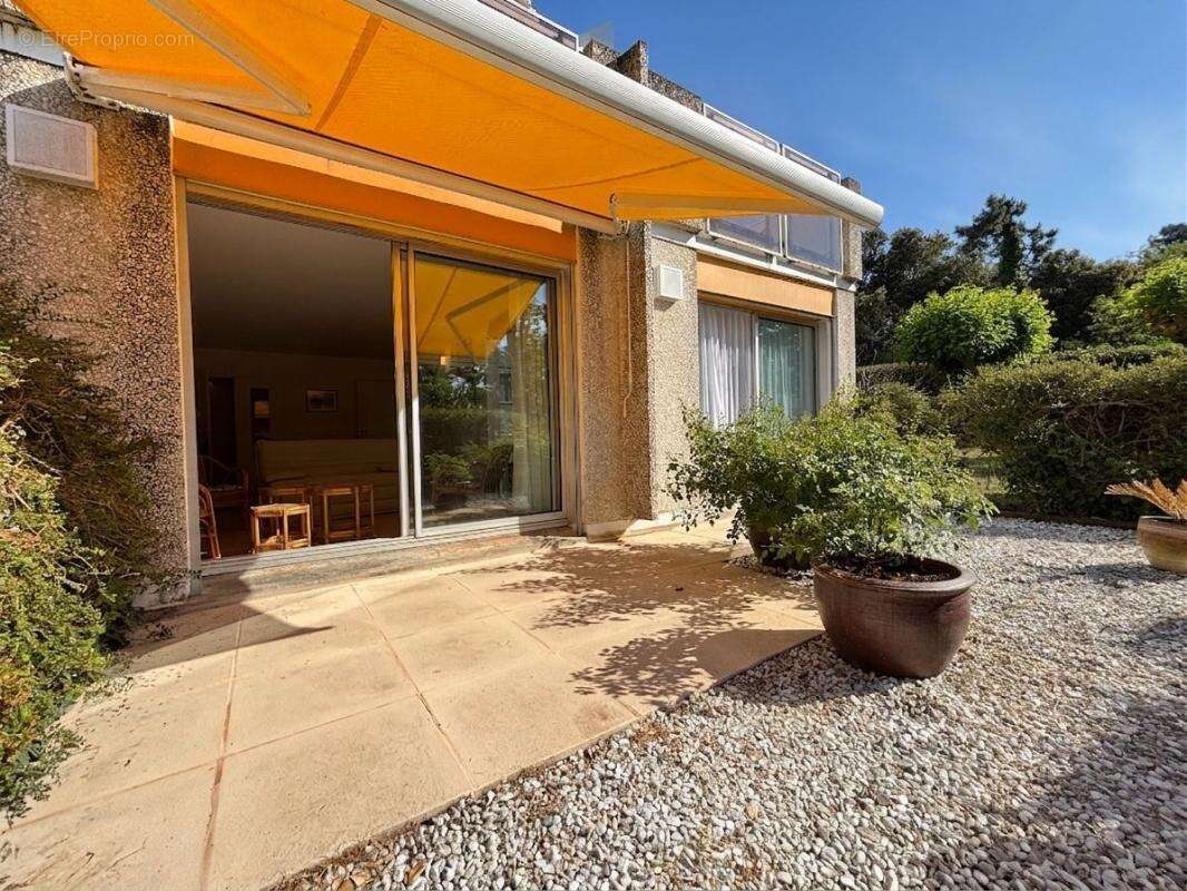 Appartement à VAUX-SUR-MER