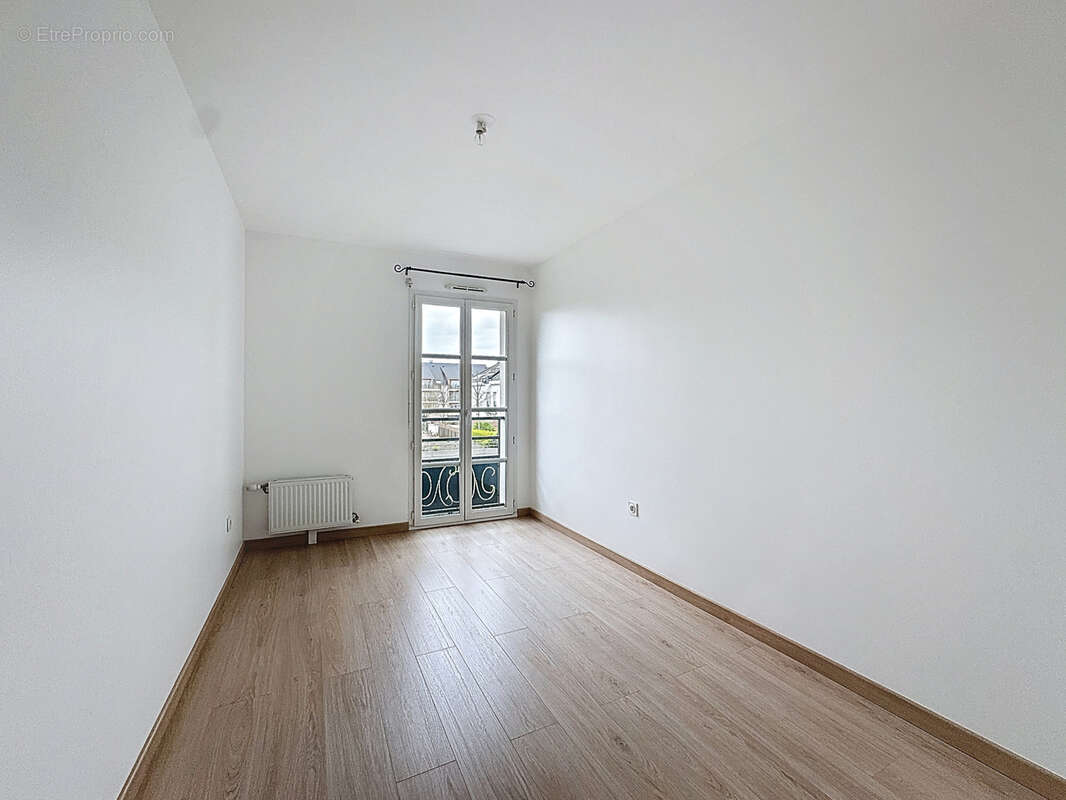 Appartement à SAINT-PIERRE-DU-PERRAY