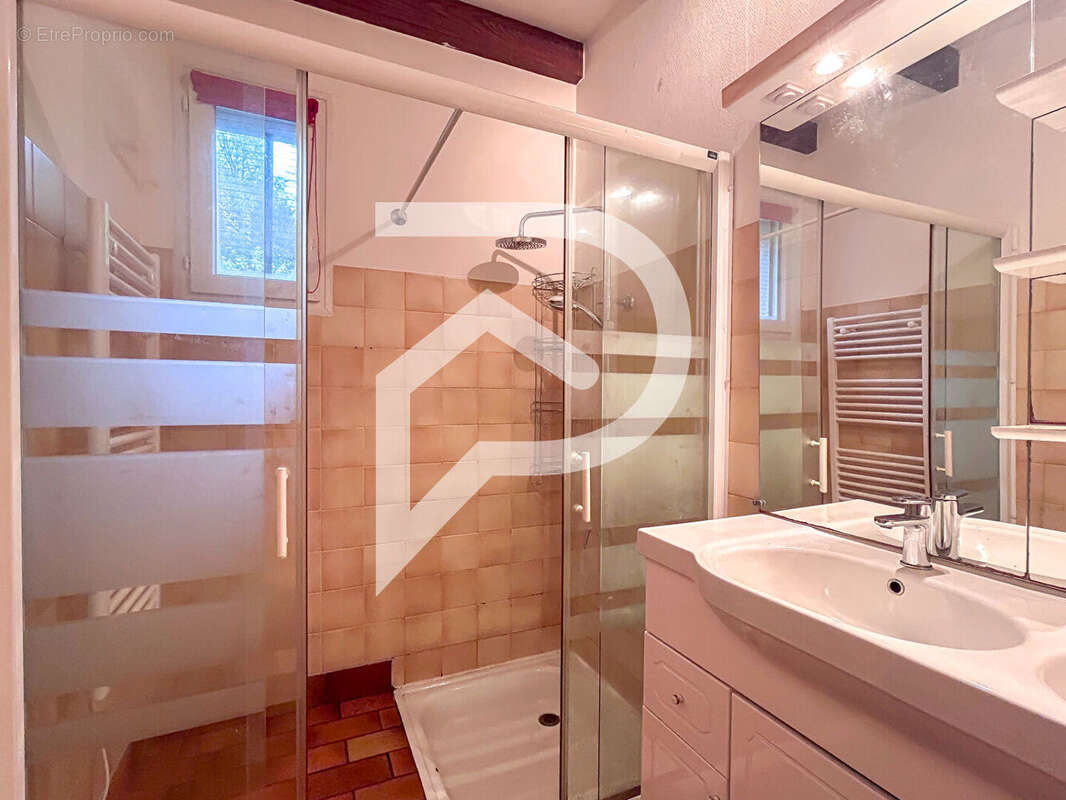 Maison à ESPERAUSSES