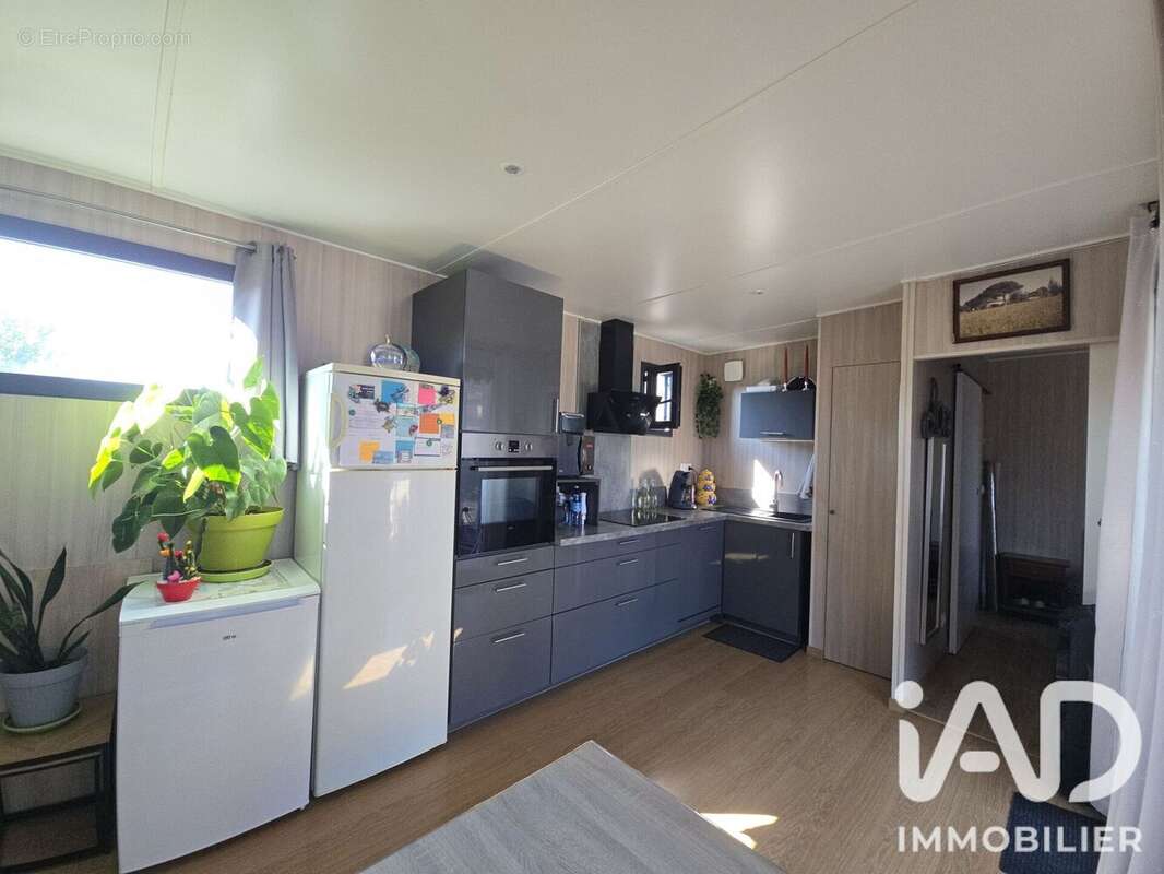 32 m² à Saint-Pardoux-Isaac  - photo 5