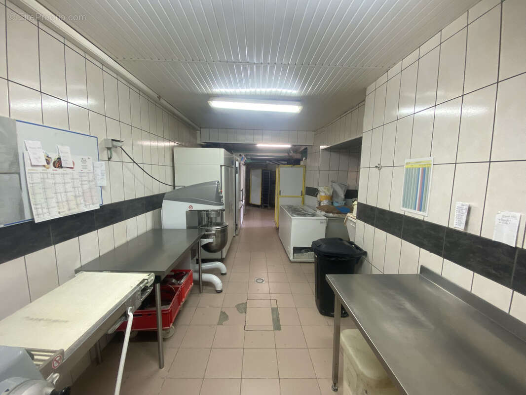 Commerce à COSNES-ET-ROMAIN