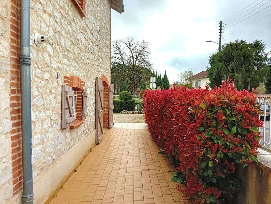 Maison à CAUSSADE