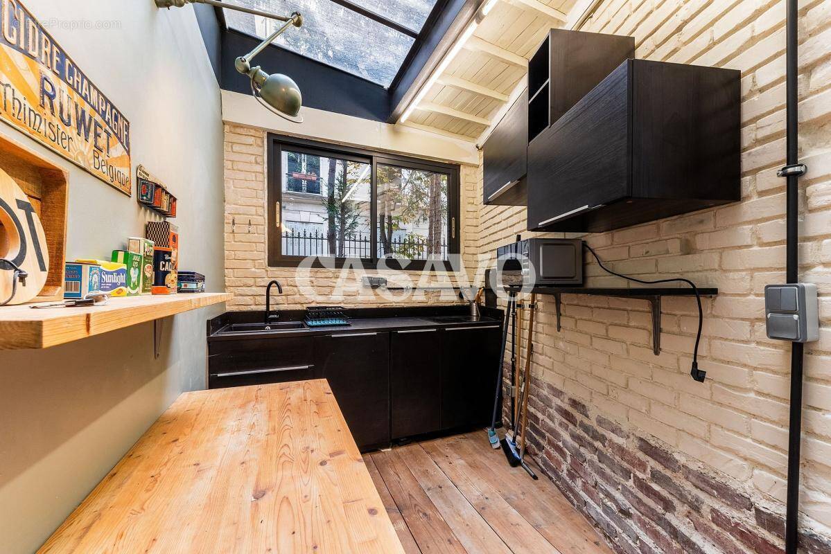 Appartement à PARIS-11E