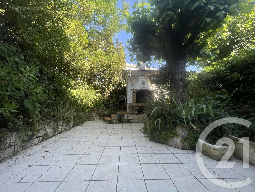 Maison 102 m² à Royan  - photo 6
