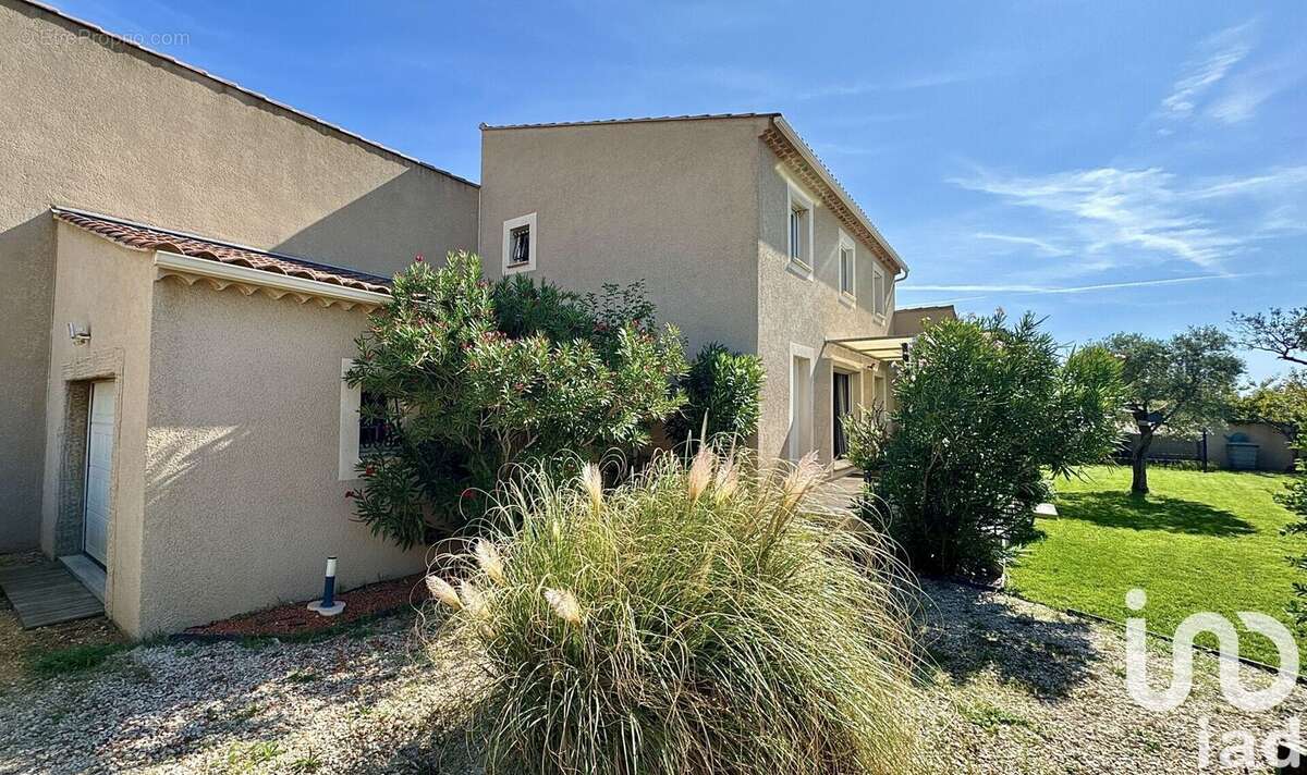 Photo 5 - Maison à SAINTE-CECILE-LES-VIGNES