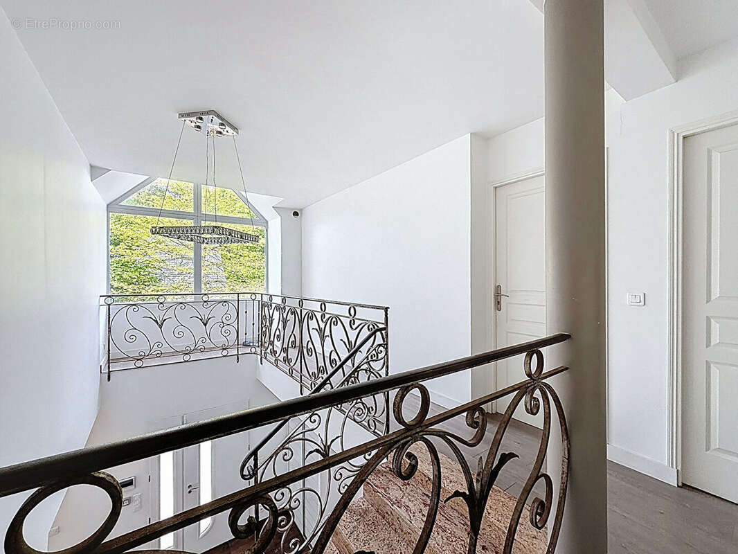 Maison à VILLIERS-SAINT-FREDERIC