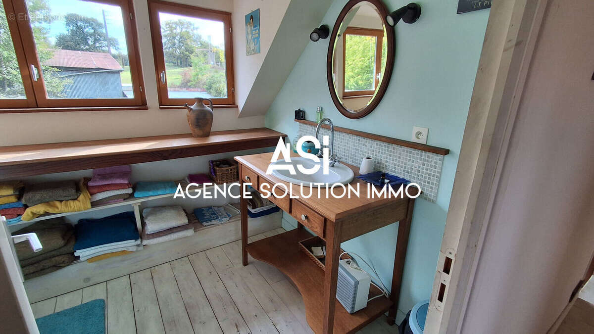 Maison de 135 m2 à la campagne sur un terrain de 15714 m2 - photo 12