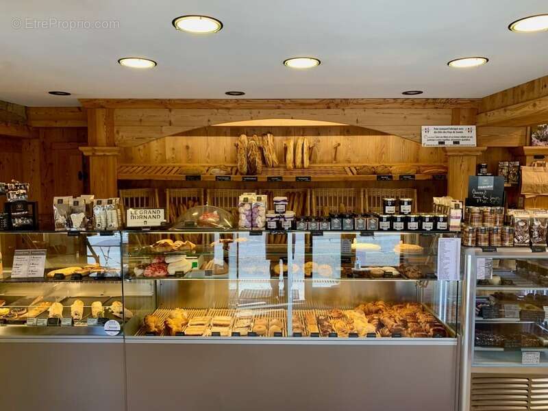 LE GRAND BORNAND (74) A vendre, murs commerciaux, local commercial de 40,85m² - photo 2