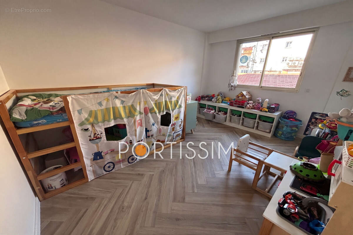 Appartement 67 m² à Nice  - photo 6