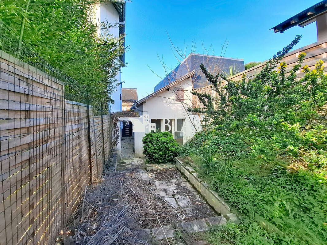 Jardin - Maison à DEAUVILLE