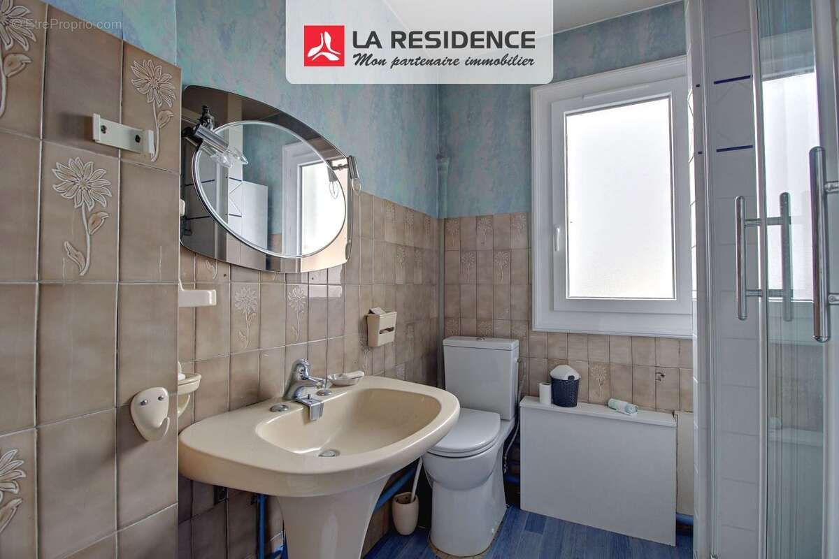 Maison à SAINT-ETIENNE-DU-ROUVRAY