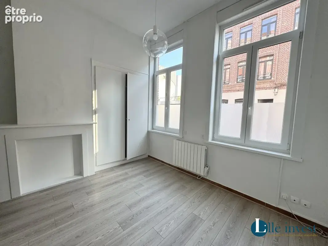 Appartement 2 pièces 30 m² à vendre à Lille (59000) - photo 2