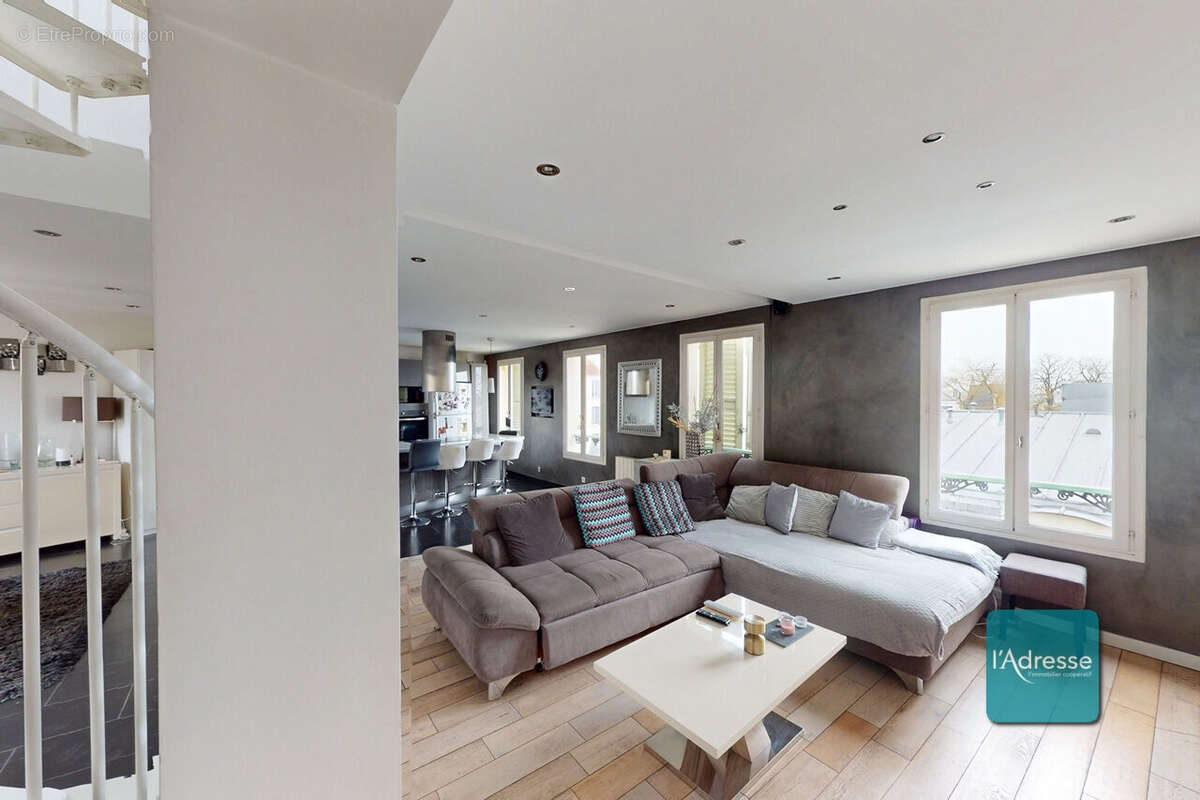 Appartement à NOGENT-SUR-MARNE