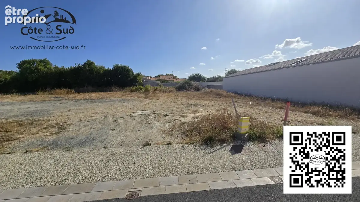 Terrain à LA JARRIE