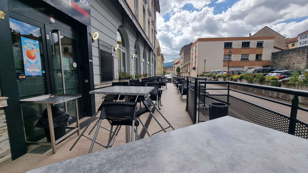 Commerce à BELLEGARDE-SUR-VALSERINE