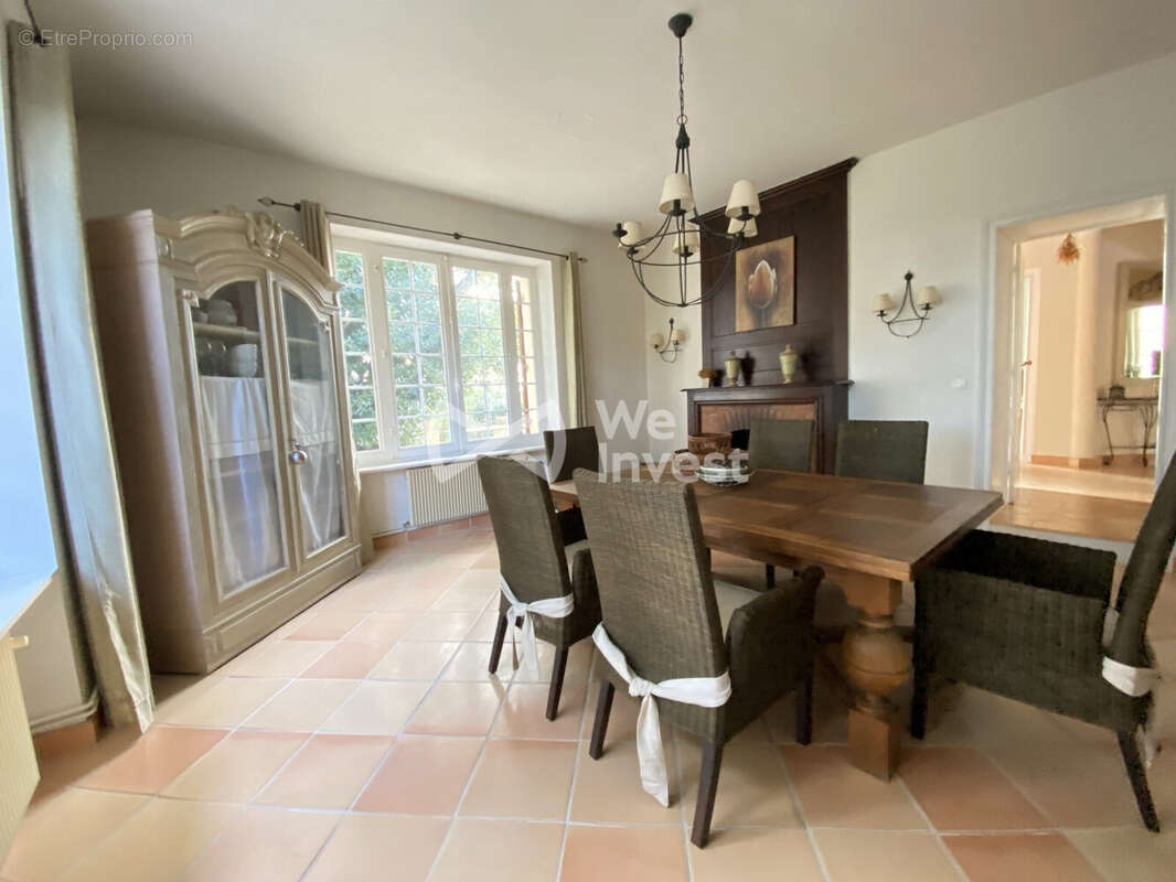 Maison à BAYON-SUR-GIRONDE