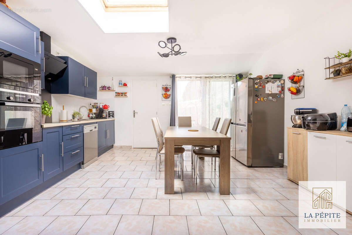 Maison familiale 131 m2 - 4 chambres - Jardin - DPE C - Saint-Amand-les-Eaux - photo 4