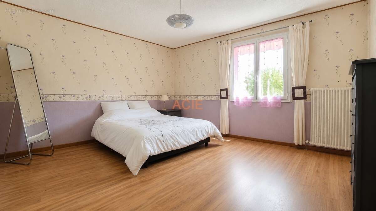 Maison à FOSSES