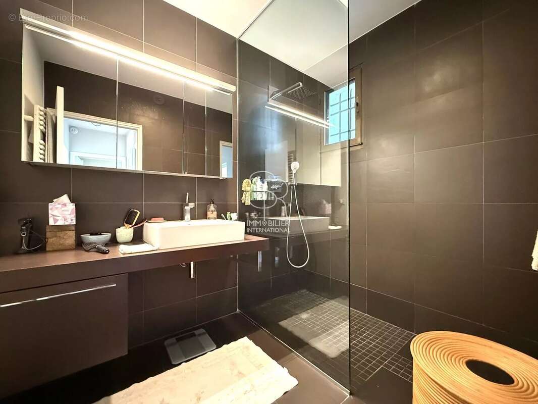 Maison à VILLENEUVE-LOUBET