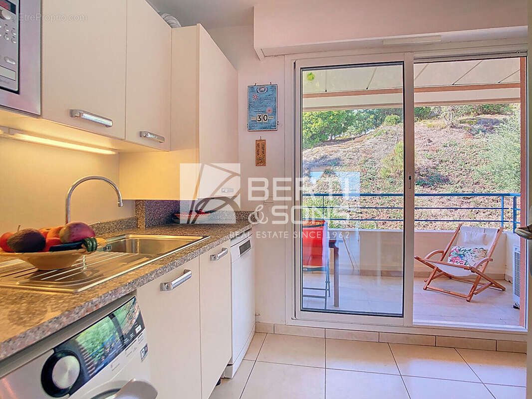 Appartement à MANDELIEU-LA-NAPOULE