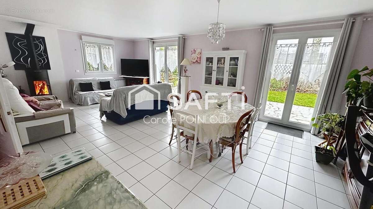 Photo 3 - Maison à OZOIR-LA-FERRIERE