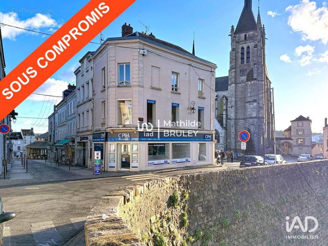 Photo 1 - Commerce à DOURDAN